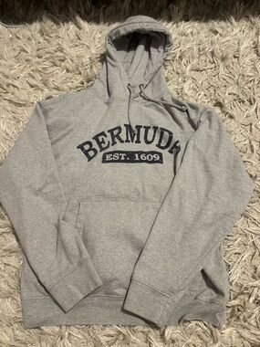 Bermuda Gray Pullover Hoodie - Unbranded